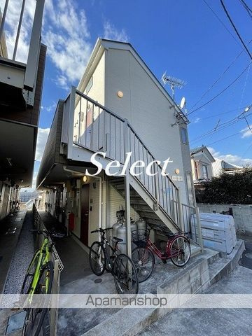 ヒルズ山手Ｂ棟の外観