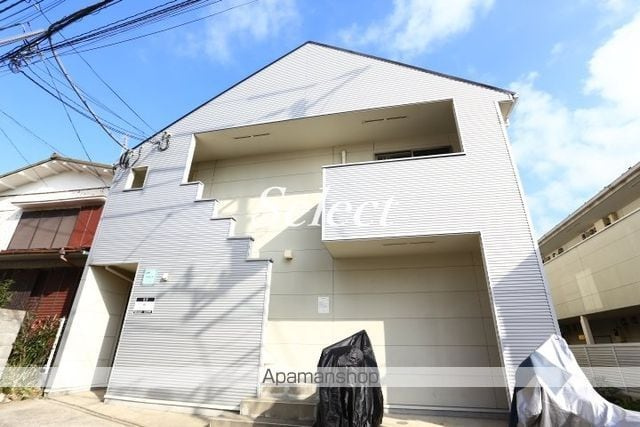 ブレイブ山手Ａ棟の外観