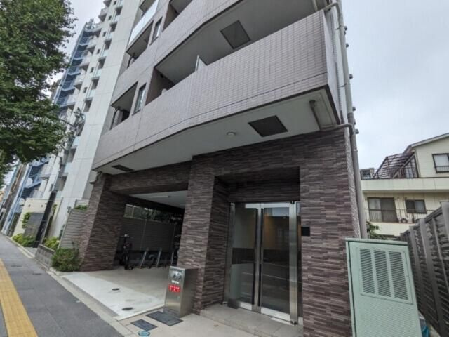 ラヴィエント南千住Ⅴのエントランス