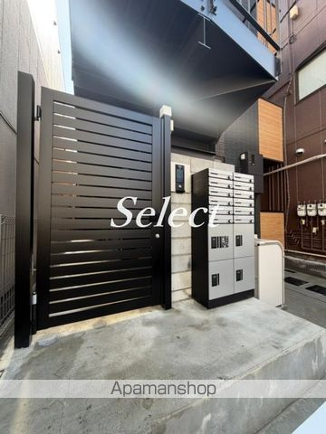Ｔ’Ｓ　ＣＵＯＲＥ横濱元町のエントランス