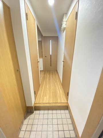福岡市南区大橋１丁目の賃貸マンションの玄関