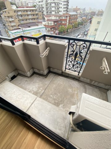 福岡市南区大橋１丁目の賃貸マンションのバルコニー