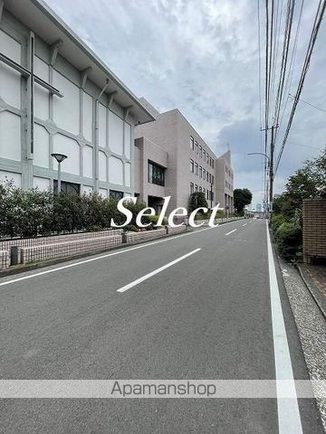 リリエンハイムⅤの周辺|捜真女学校高等学校 高校・高専 857m 