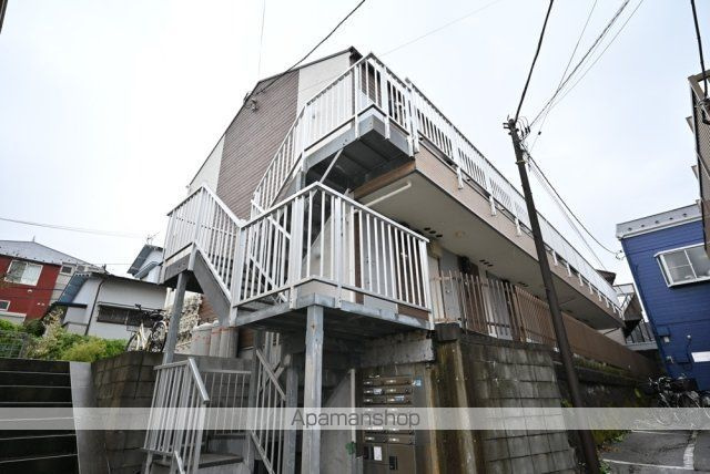 プロスペール神大前の外観
