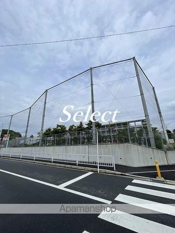 ハーミットクラブハウス新子安　Ⅲの周辺|横浜市立子安小学校 小学校 583m 