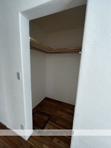 無添加ＴＳＵＮＡＧＵの内装