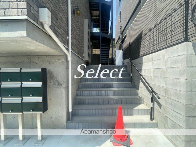 ハーミットクラブハウス神奈川新町（仮）のエントランス