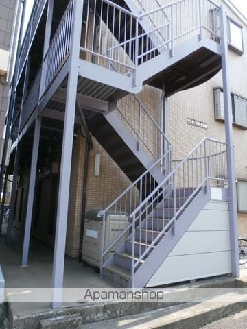 横浜市神奈川区泉町のアパートのその他共用部分