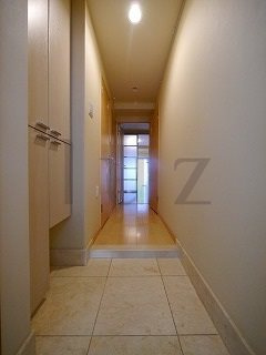 アールケープラザ新横浜Ⅲの玄関