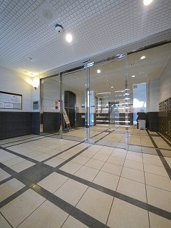 アールケープラザ新横浜Ⅲのエントランス