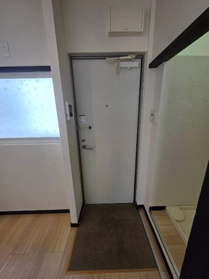 【玄関】
