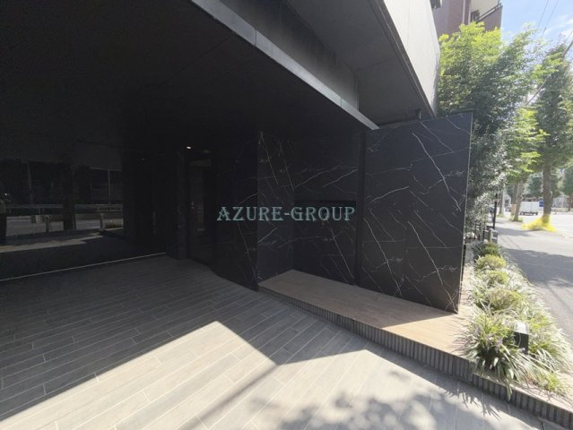 クラリッサ新川崎のエントランス