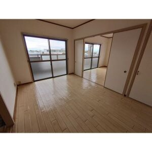 第3平松ビルの内装