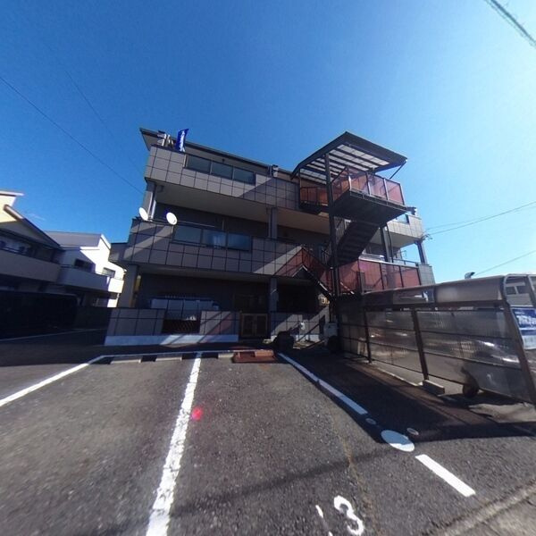 第3平松ビルの駐車場