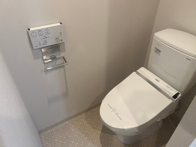 GENOVIA世田谷砧green veilのトイレ|落ち着いたトイレです