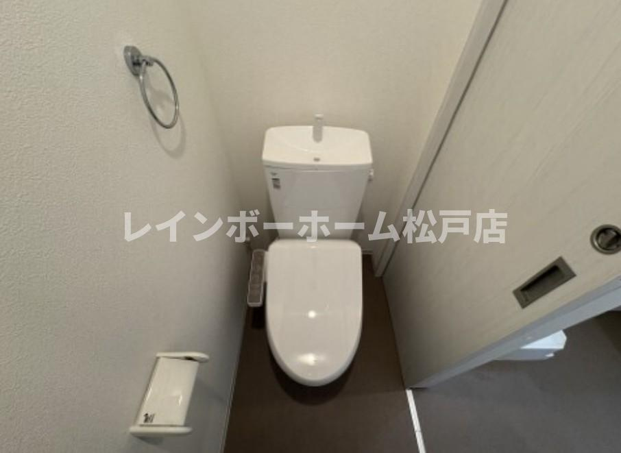 仲介手数料（賃料の1.10ヵ月）の50％OFF対象物件！のトイレ|※同施工参考写真