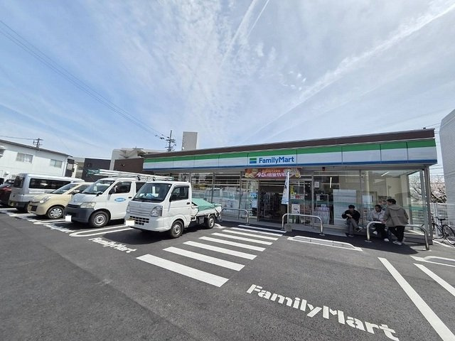 筑紫野市二日市北３丁目のアパートの周辺|ファミリーマートまで75m