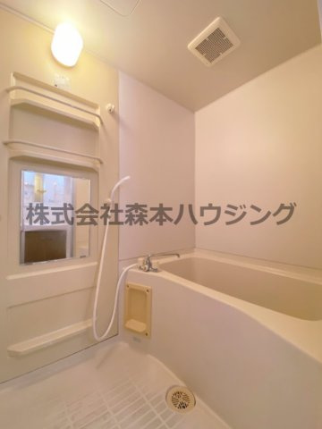 【浴室】 | 　ヴィラコンフォートⅠ | 日々の暮らしに欠かせないお風呂です