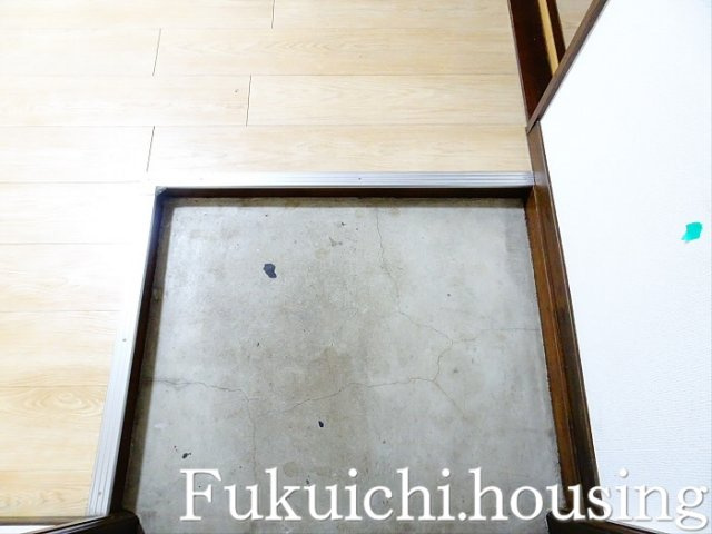 モビリアの玄関