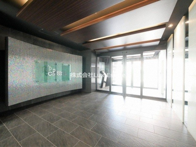 プレサンス松屋町駅前デュオのロビー