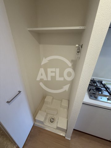 レオンコンフォート京橋の洗面所|レオンコンフォート京橋　室内洗濯機置場