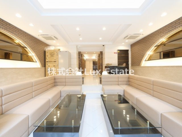 GALLERY谷町のロビー