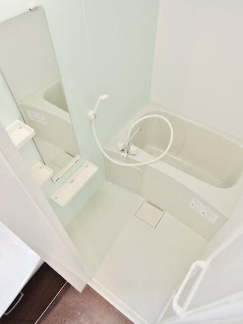コローナ赤羽の浴室