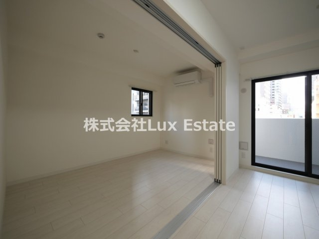 パークス堺筋本町の洋室
