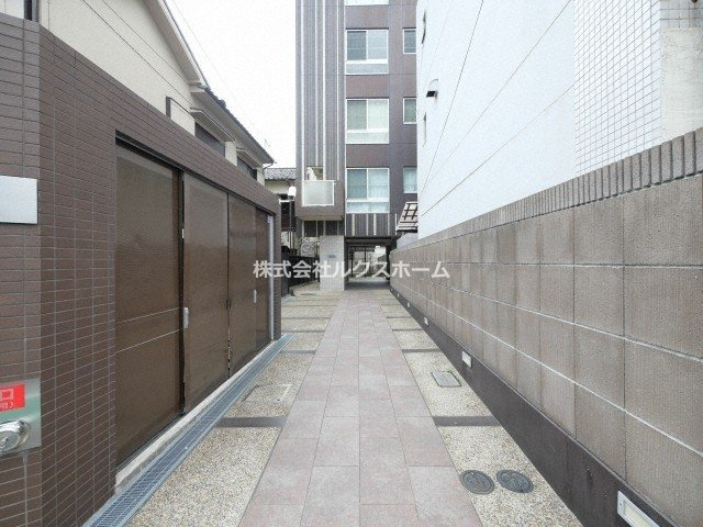 ランティエ茨木大手町のロビー|落ち着いたロビーです