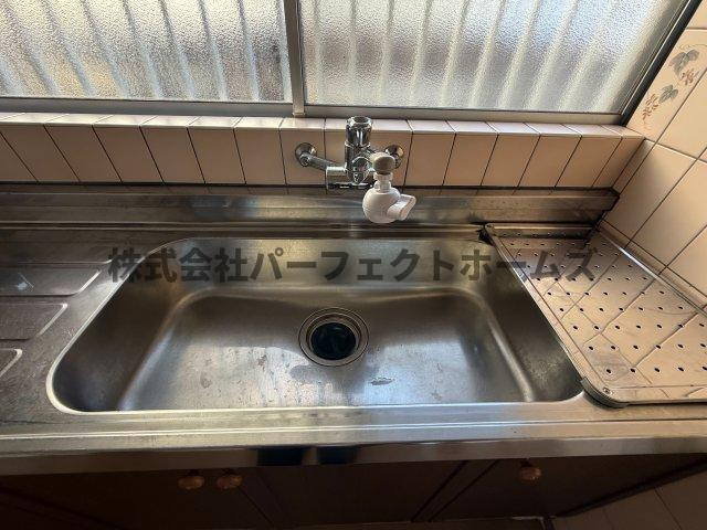 本町戸建　賃貸のキッチン|使いやすいキッチンです