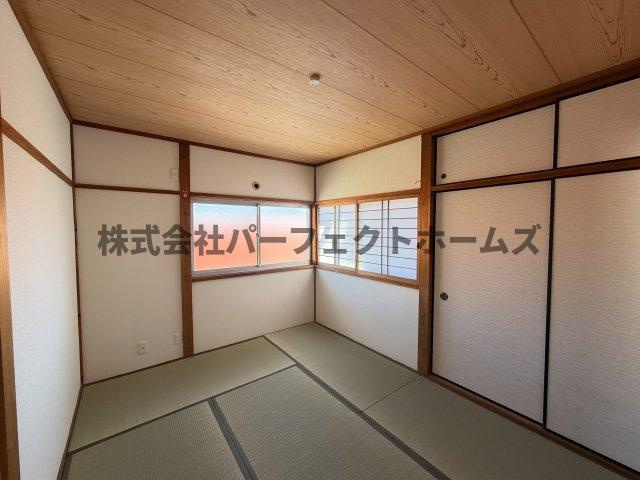 本町戸建　賃貸の和室|明るい和室です