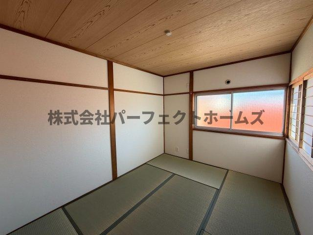 本町戸建　賃貸の和室|和室があれば、来客や子供用のスペースとして活躍します