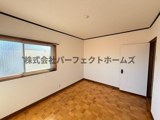 本町戸建　賃貸の洋室|コンパクトで使いやすい洋室です