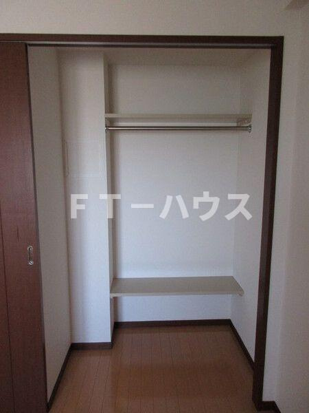 Ｓ−ＦＯＲＴ船橋塚田の収納