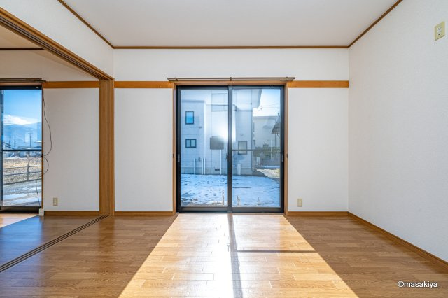 北長池戸建の居間・リビング