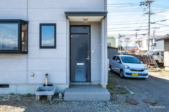 北長池戸建のエントランス
