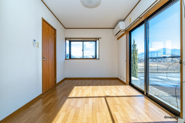 北長池戸建の居間・リビング