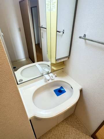 アレフ長吉の洗面所