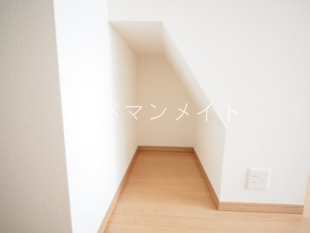 【居間・リビング】 | ハーミットクラブハウスヒルズ戸塚A棟 | 戸塚周辺ならアパマンメイトへＬｅｔｓ Ｇｏ ！