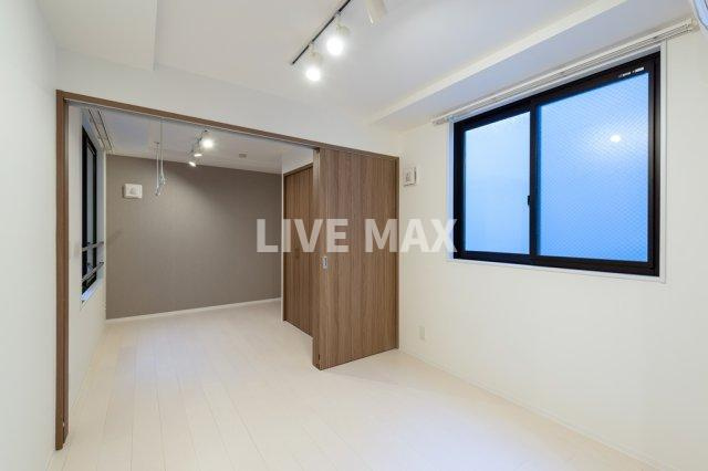 【内装】ＬｉｖｅＦｌａｔ不動前