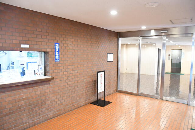 【エントランス】