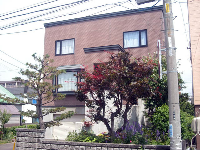 平岸1条13丁目戸建