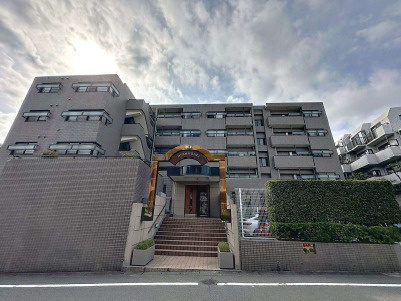 アルト宮前平の外観