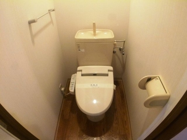 ハウゼケイ魚崎のトイレ