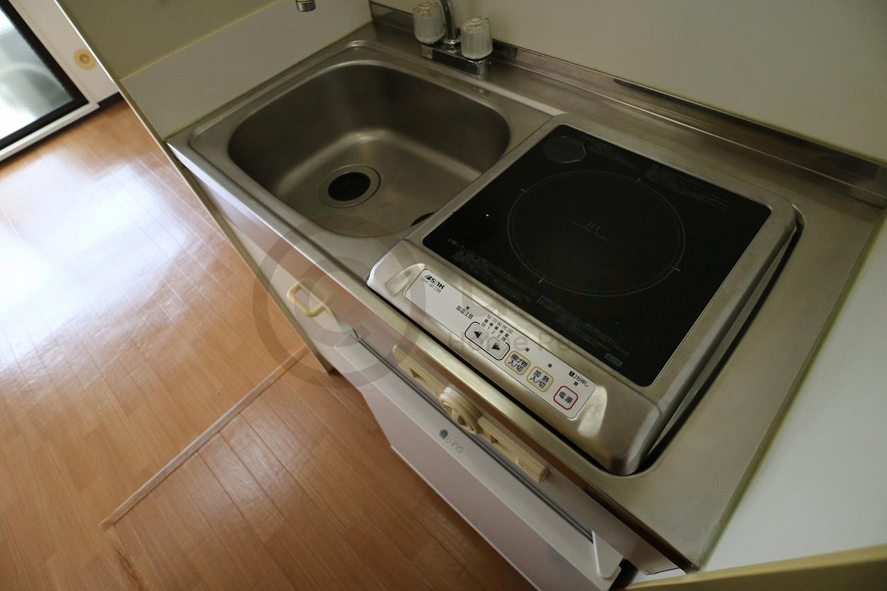 神戸市灘区楠丘町６丁目の賃貸マンションのキッチン