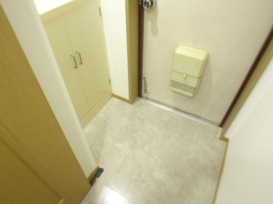 神戸市東灘区深江南町２丁目の賃貸マンションの玄関