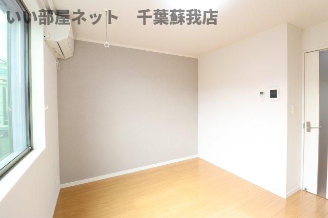 Fullea千葉中央の洋室