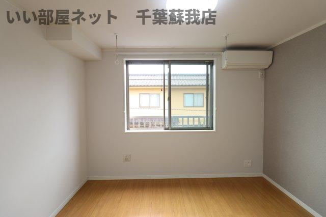 Fullea千葉中央の居間・リビング