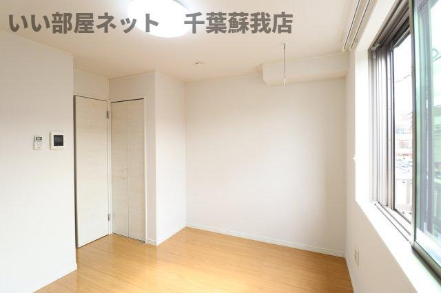 Fullea千葉中央の洋室
