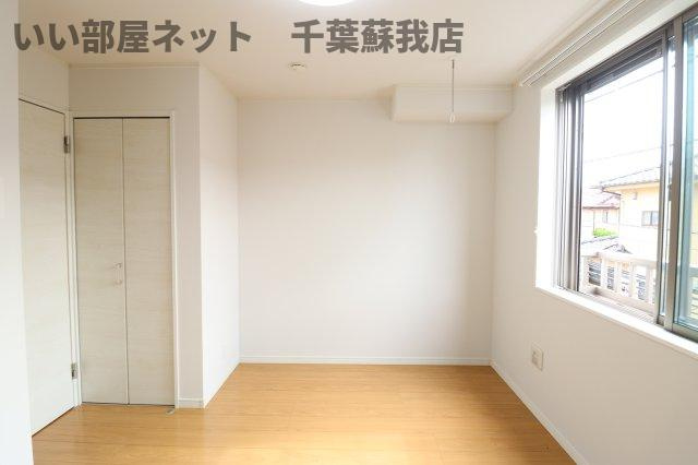Fullea千葉中央の居間・リビング